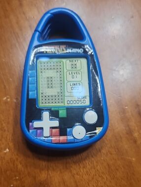 Basic Fun Tetris Nano Carabiner Edition Model 1735 Works!